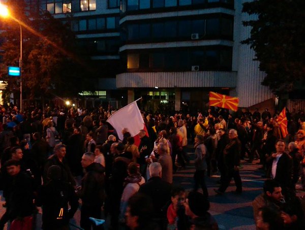 КРИЗА У МАКЕДОНИЈИ: Шире се антивладини протести „шарене револуције“